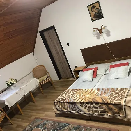 Berki Margit Apartment *